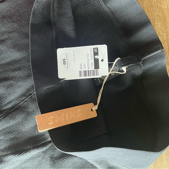 SKIMS Black Ribbed Shorts - Picture 2 of 2